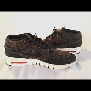 Nike Janoski